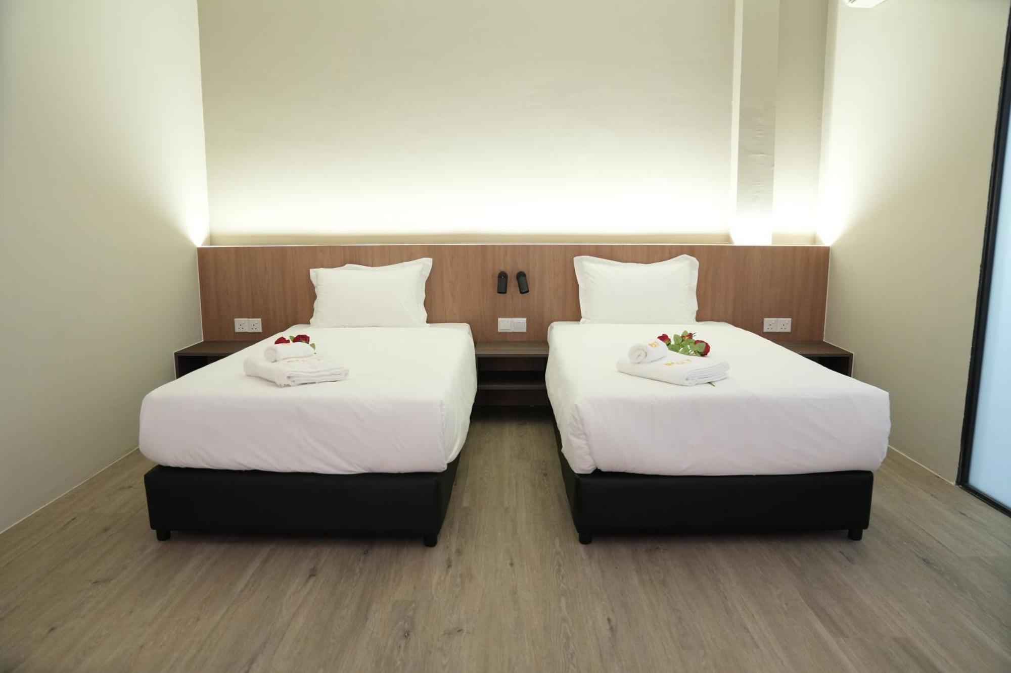 Roxy Hotel Aiman Kuching Bagian luar foto