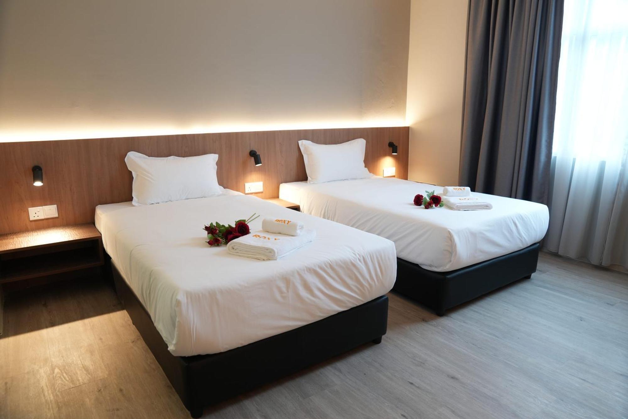 Roxy Hotel Aiman Kuching Bagian luar foto