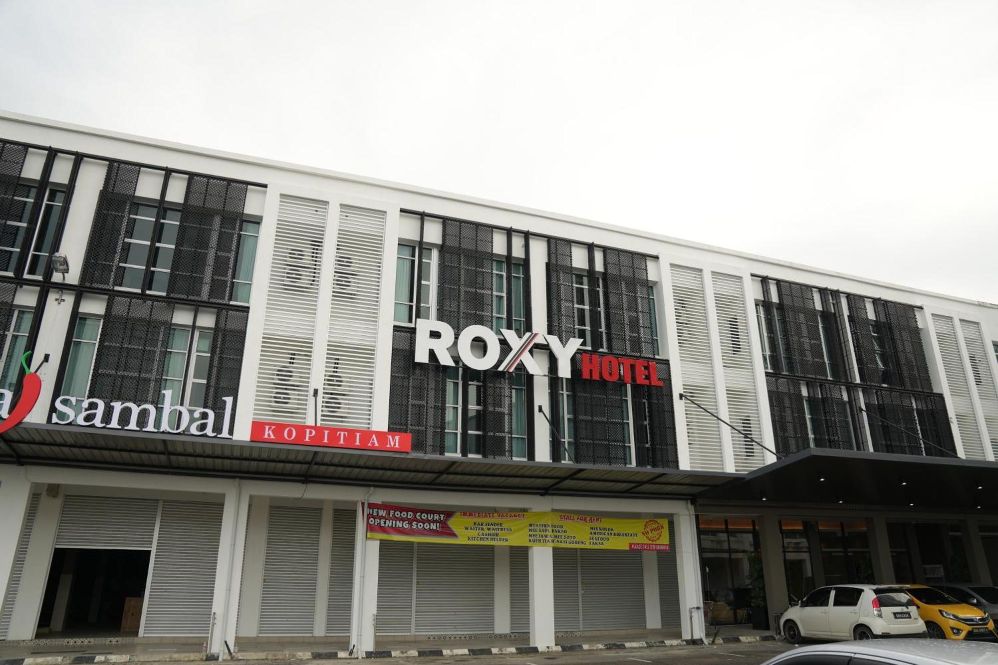 Roxy Hotel Aiman Kuching Bagian luar foto