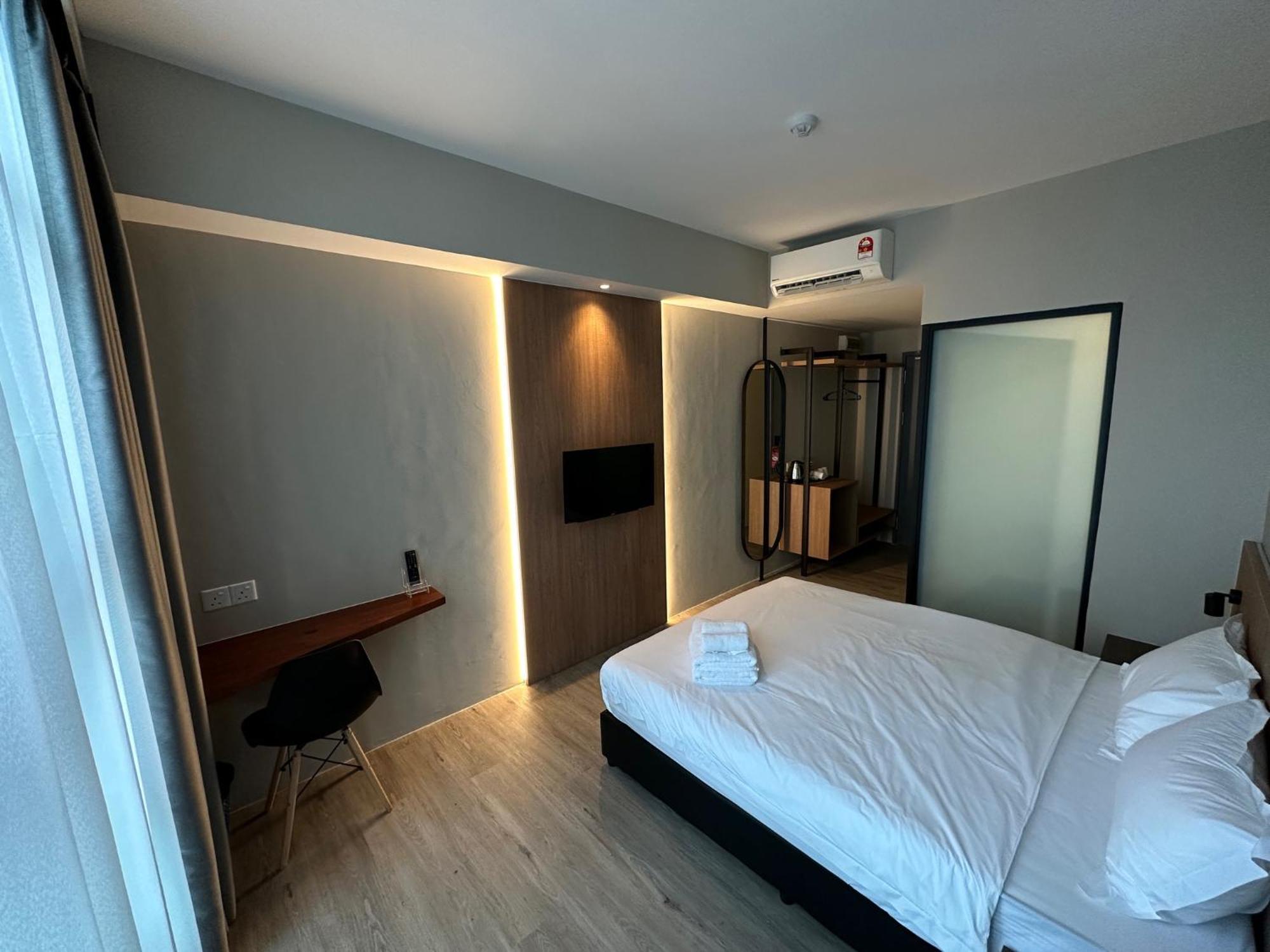 Roxy Hotel Aiman Kuching Bagian luar foto